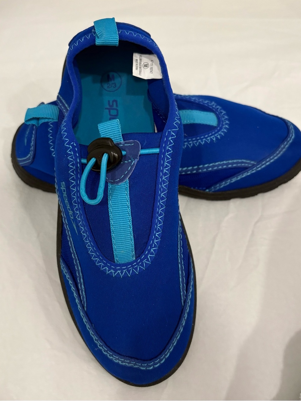 Speedo junior Water Shoes
Blue textile upper Size Medium 2/3 - Picture 3 of 6